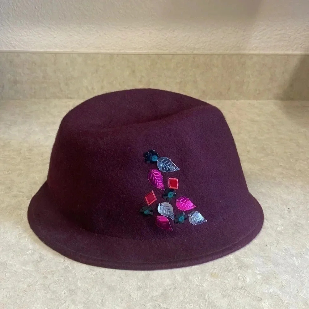 Albertus Swanepoll‎ Burgandy 100% Wool Cloche Hat with Colorful stones